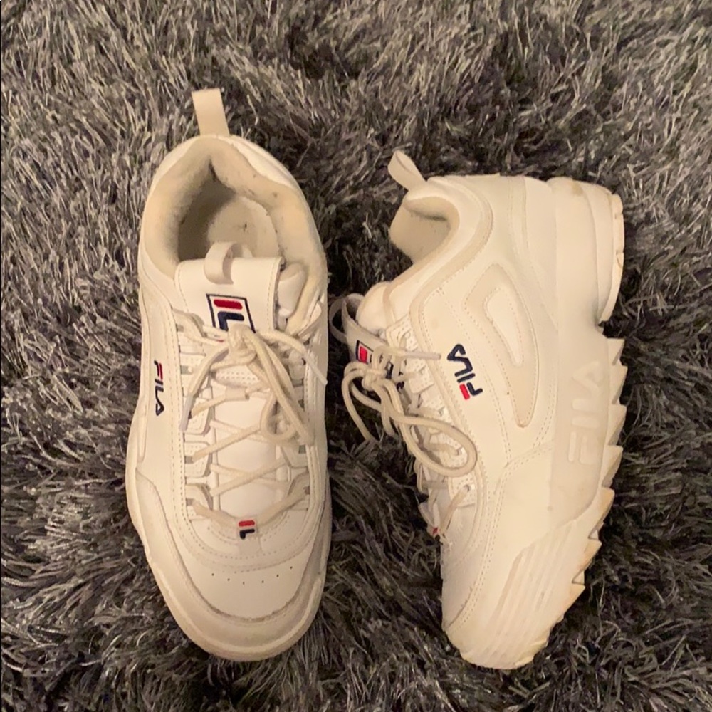 Fila tennis shoes